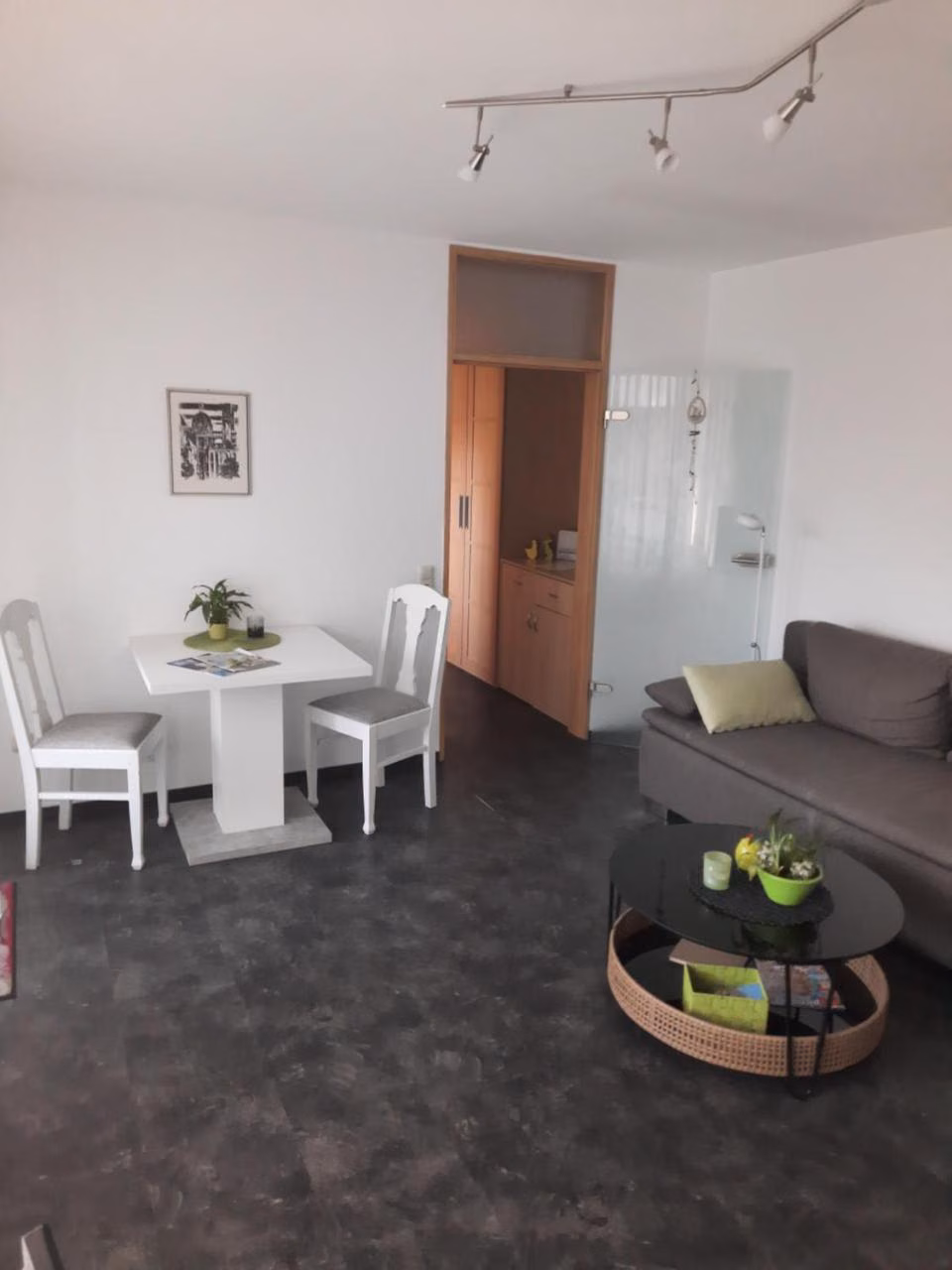 Apartment mit Balkon