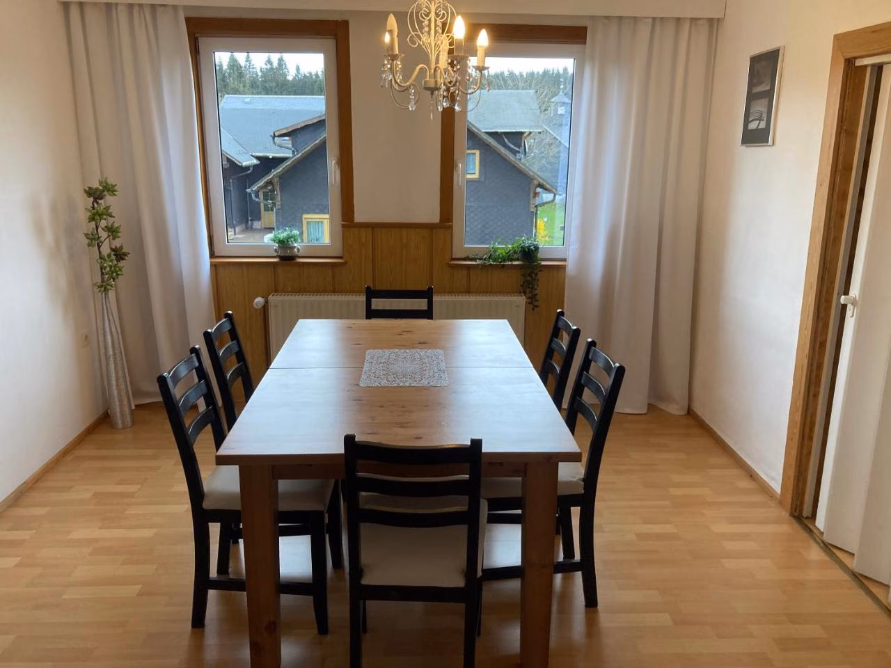 Room #1184053301