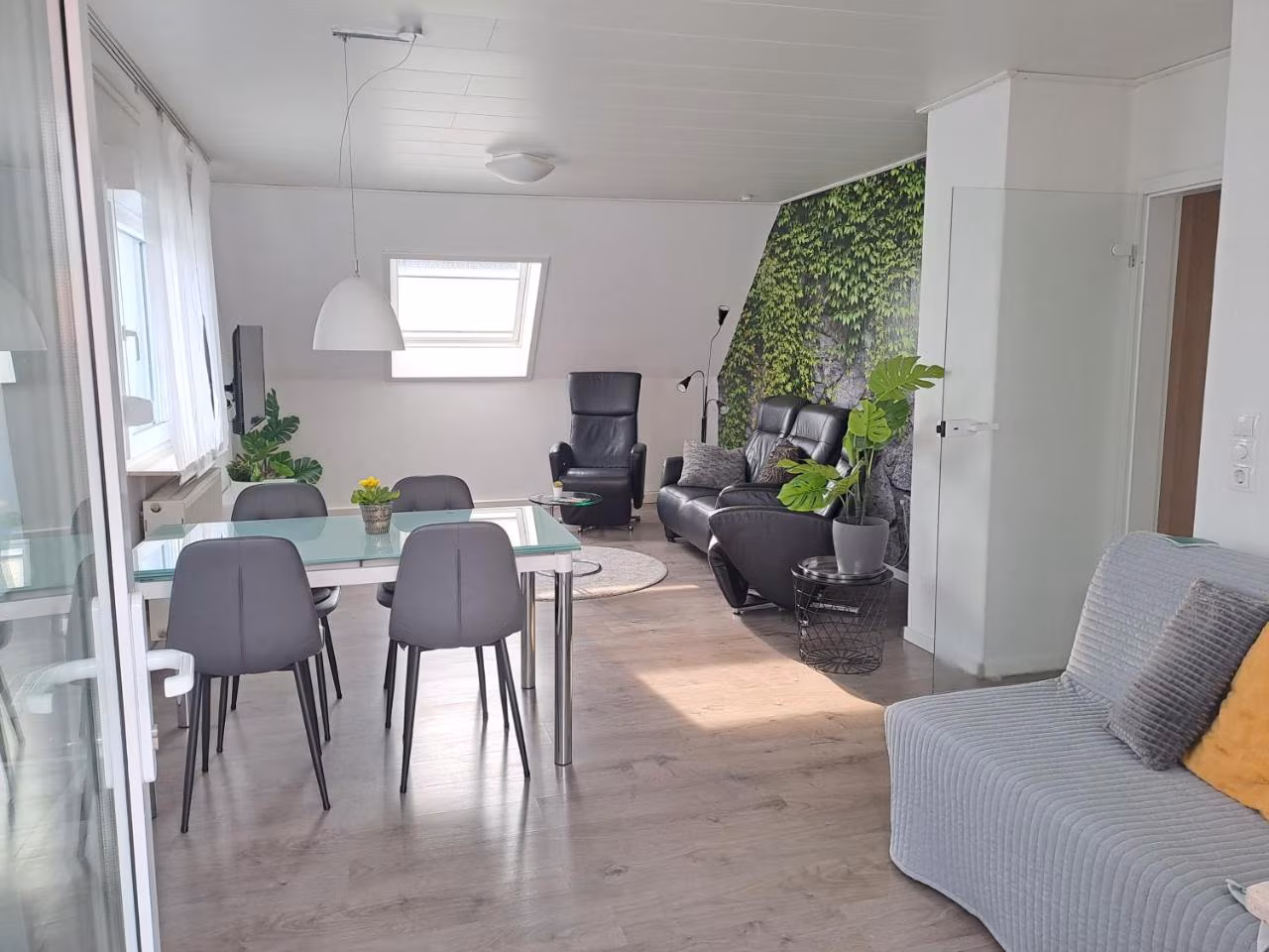 Apartment mit Terrasse