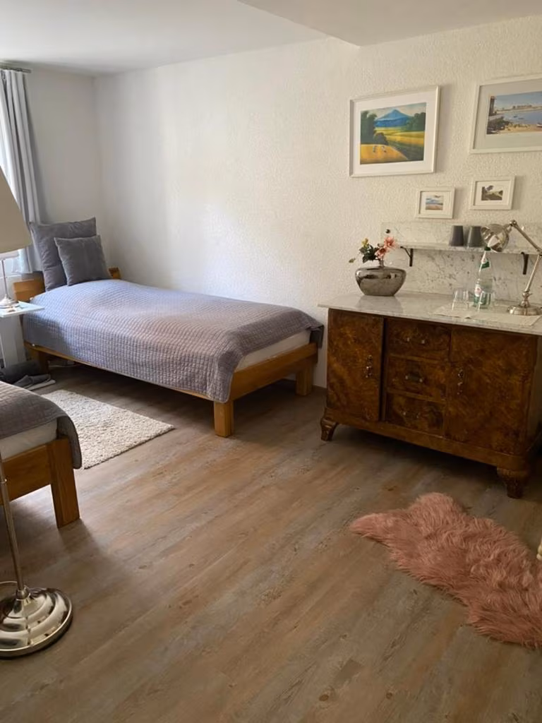 Doppelzimmer mit Gemeinschaftsbad