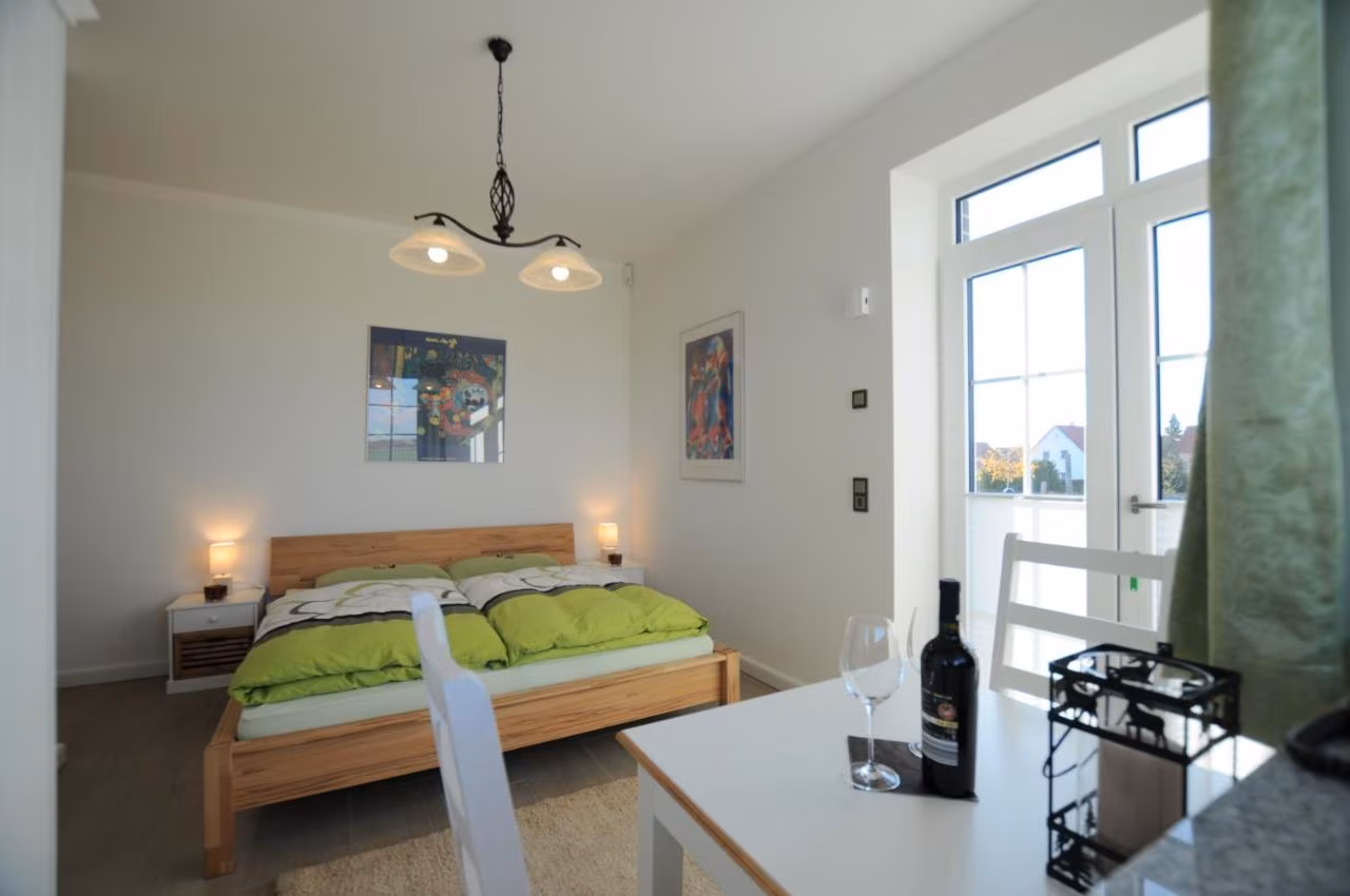 Doppelzimmer mit Gartenblick