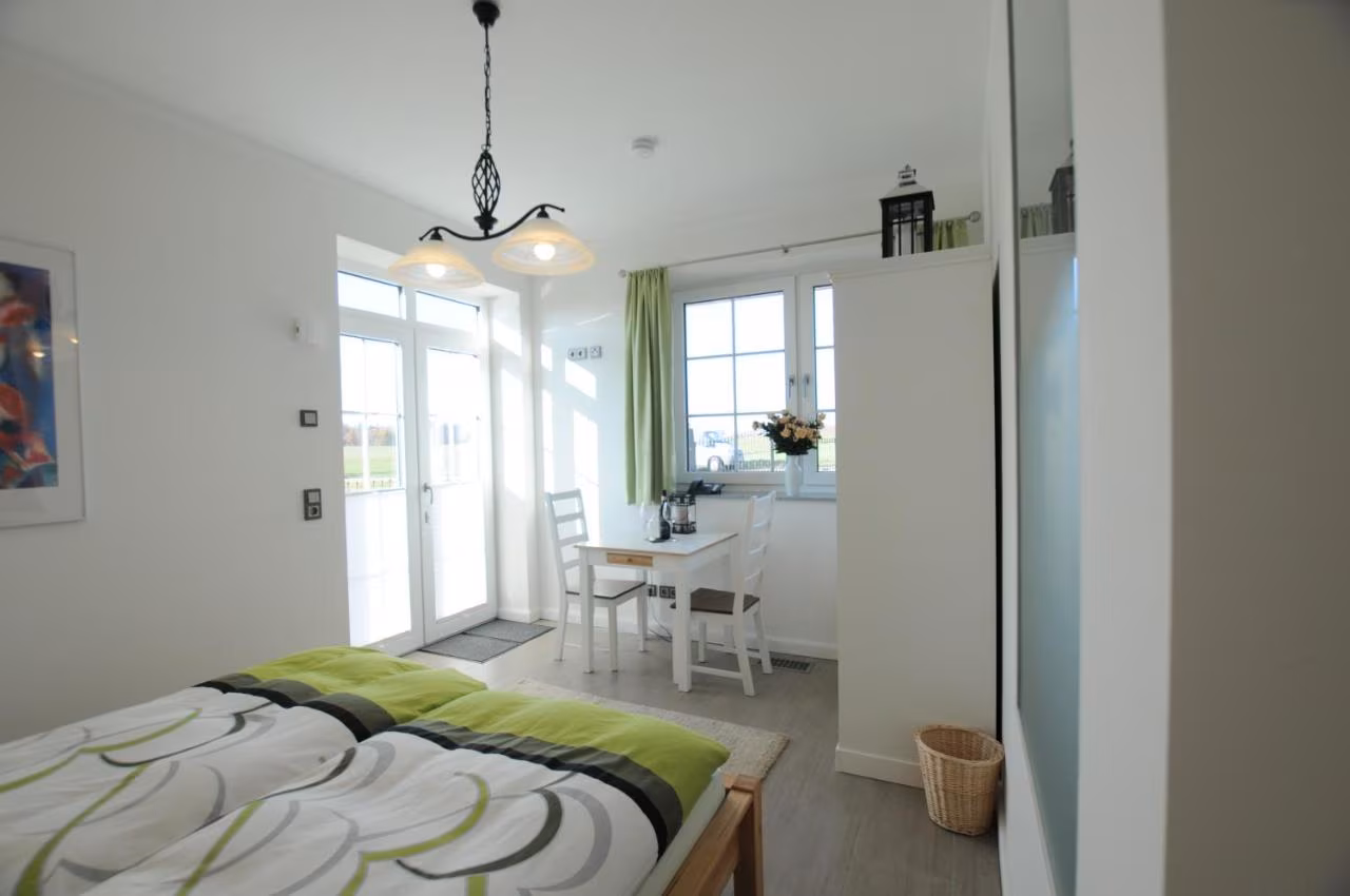 Doppelzimmer mit Gartenblick
