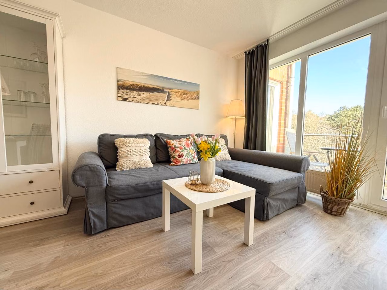 Apartment mit Balkon