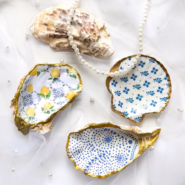 The Art of Oyster Painting & Decoupage - Mercure Hotel München City Center