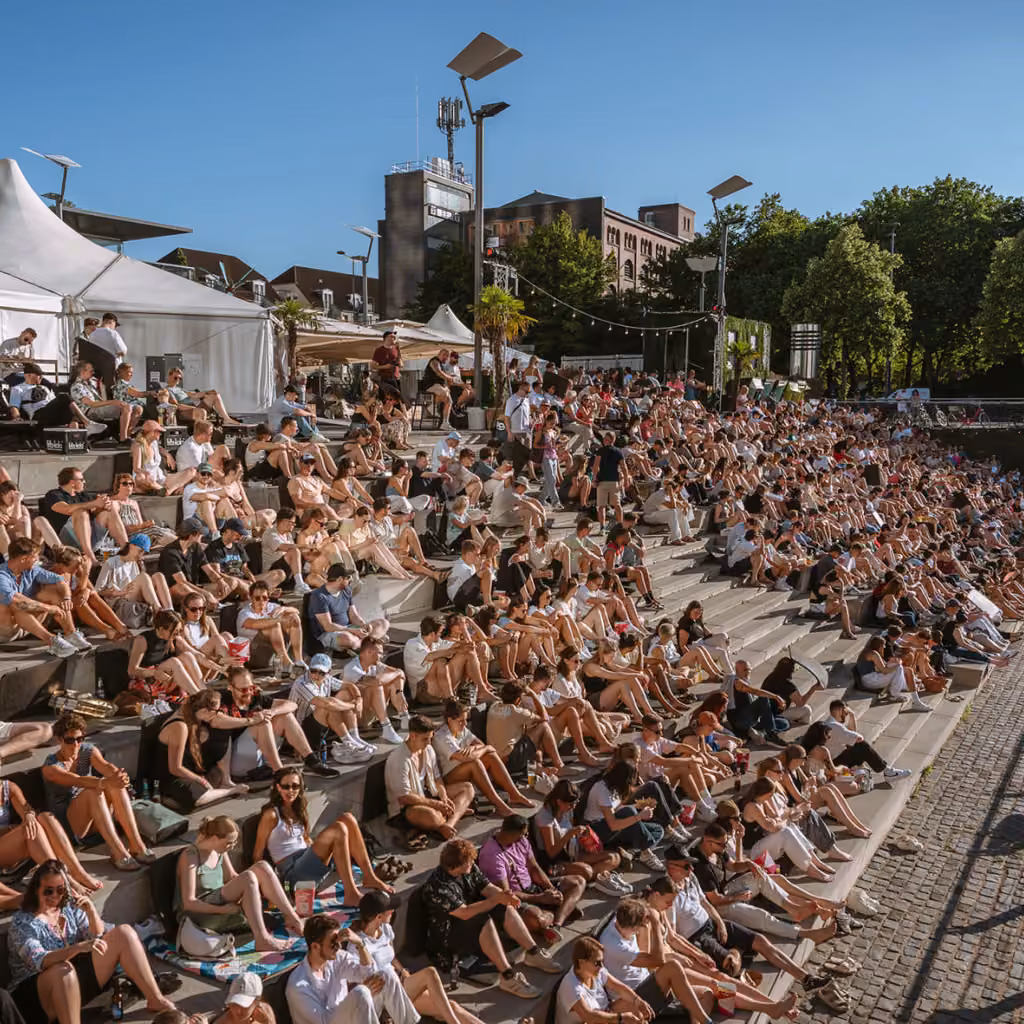 Summer Special: Struktur Abstrakt x Open Air Kino Köln - Open-Air-Kino-Köln