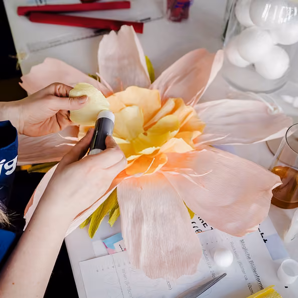 The Art of Giant Paperflowers - arema Café & Restaurant