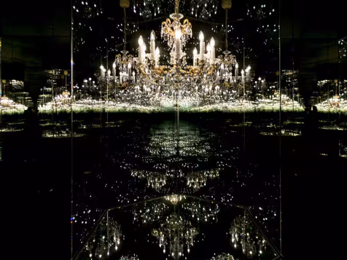 VIP-Experience: Exklusive Swarovski Manufaktur‑Tour & Swarovski Kristallwelten (6 Stunden, deutschsprachige Führung)