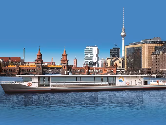 Berlin Ostwärts Tour mit Solarschiff – Spreefahrt durch Natur & Geschichte ab Oberbaumbrücke