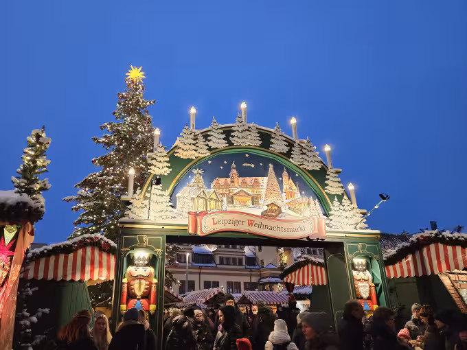 Leipziger Weihnachtsmarkt - zwischen Lebkuchen und Lichterglanz 
