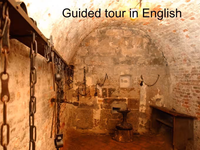 Medieval Dungeons in English, Meeting Point Rathausplatz 2, no children less 10 years (english)