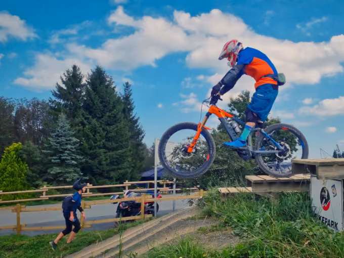 Willingen - Springen und Droppen der Kurs Airtime Junkies