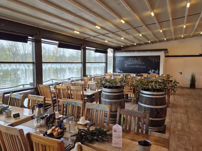 Osterbrunch | Eisstockschießen