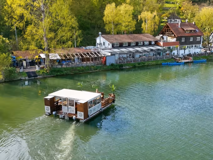 Exklusive Floßboote "Flipper & Fischle"