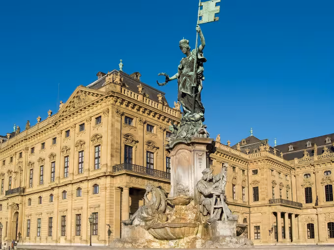 Minibus-Tour - Frankfurt a.M. - Rothenburg ob der Tauber RRCMINI01