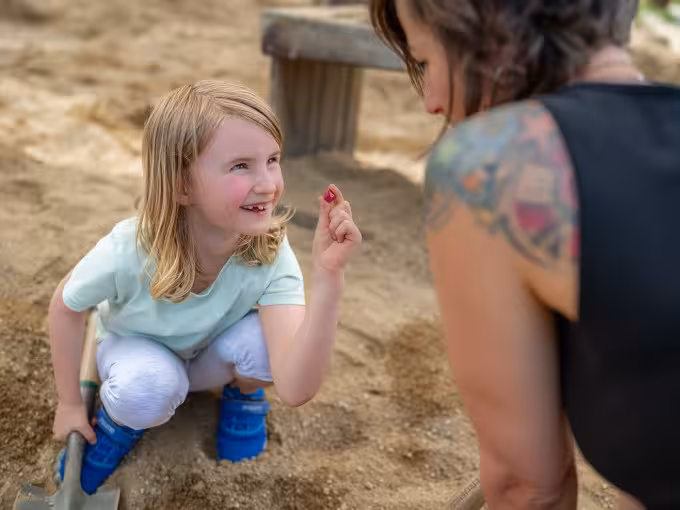 Familienführung im Schaubergwerk Feengrotten + optional Abenteuerwald Feenweltchen
