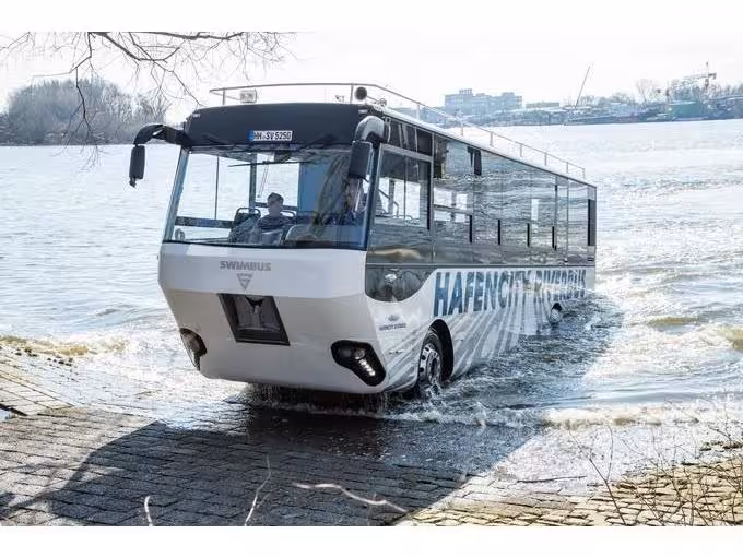 DIE STADTKREUZFAHRT 