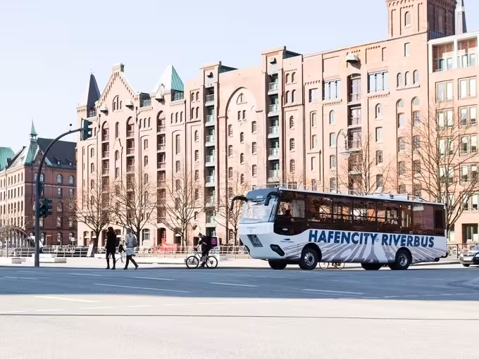 DIE STADTKREUZFAHRT 