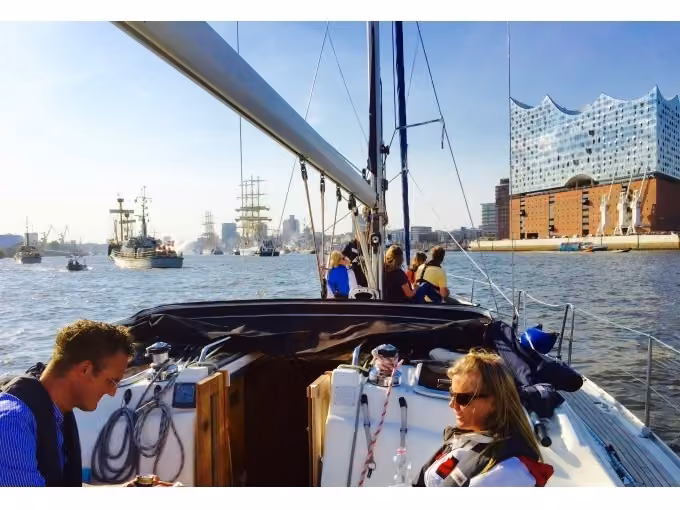 Ausfahrt "Hafengeburtstag Hamburg" 2024. Segel- und Cruising-Event  - ab/an WEDEL.
