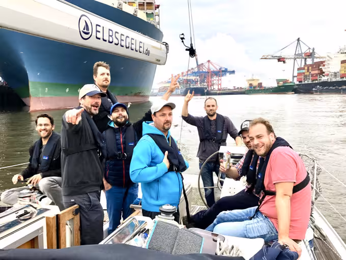 ''After Work" - Segelyacht-Event ab/an HAMBURG, nur donnerstags und freitags.