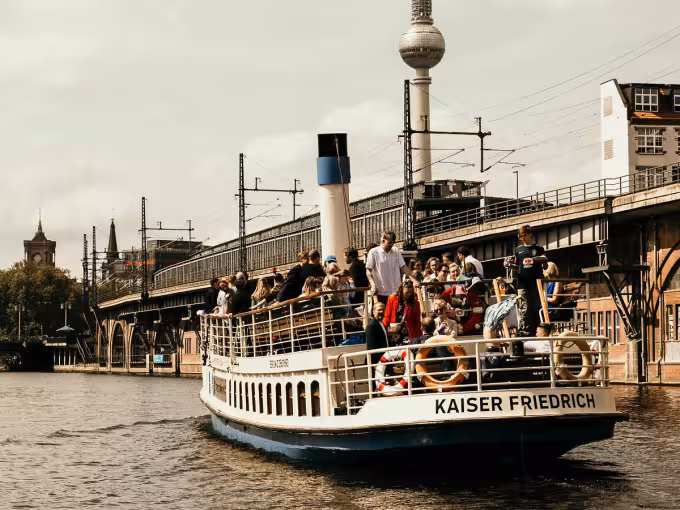 Der Wilde Osten Berlins - Freiheit, Kunst und Clubkultur