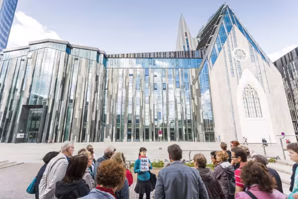 Unser Rundgang führt Sie durch 600 Jahre Geschichte der Universität.
