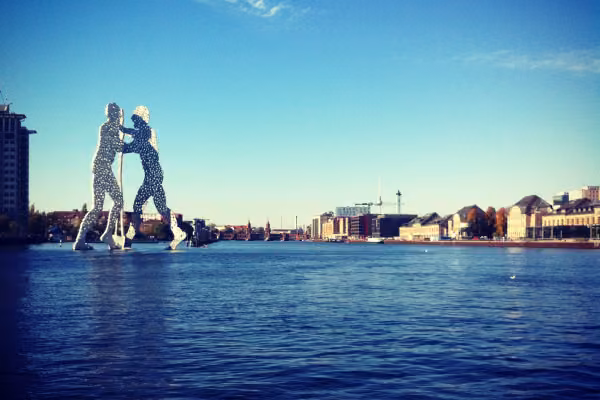 Molecule Men