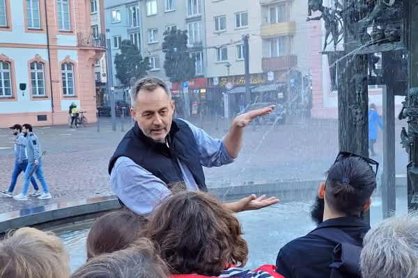 Fastnachtsbrunnen Mainz Stadtführung