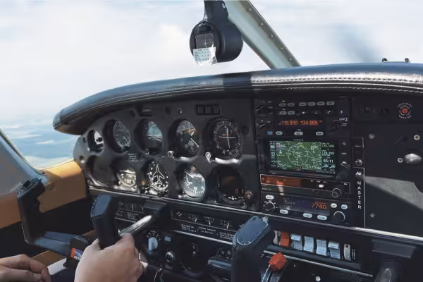 Cockpit der PA28