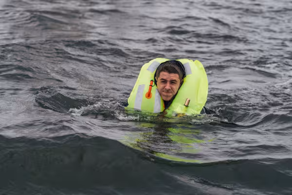am Boot bleiben