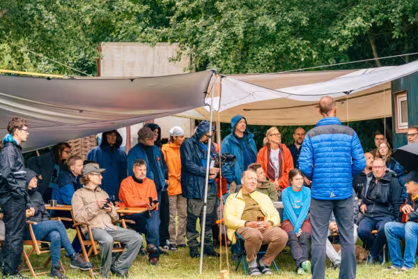 vorab ein Briefing, dann raus aufs Wasser