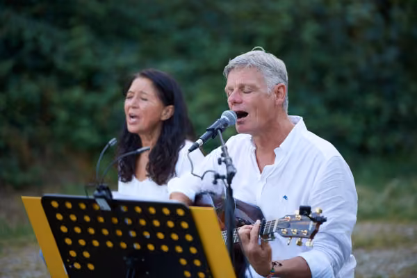 Gitarre, Mann, Frau, Singen, Verbindung