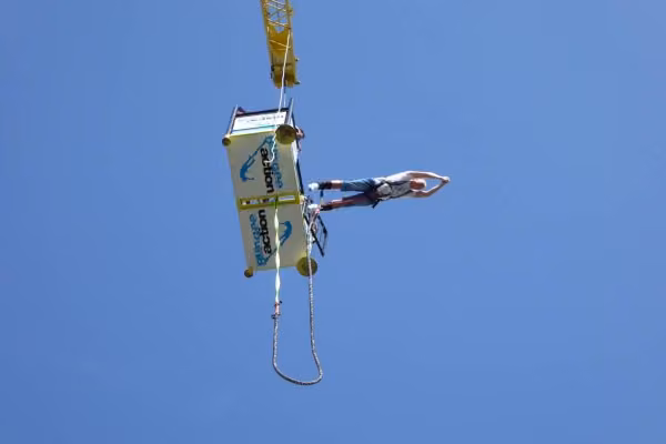 Bungee Jumping in Düsseldorf