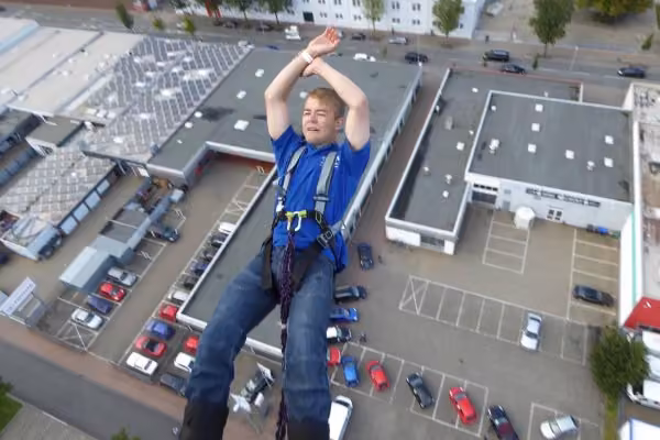 Freier Fall in die Tiefe